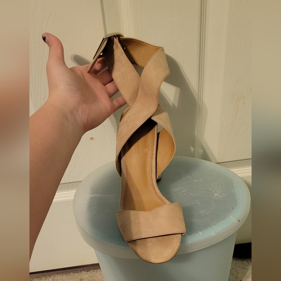 ASOS Criss-Cross Nude Heels - Picture 3 of 4